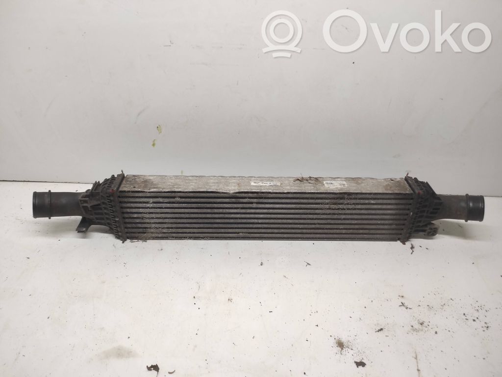 Audi A4 S4 B8 8K Interkūlerio radiatorius 