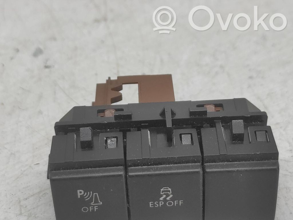 Peugeot 3008 I ESP (stability program) switch 