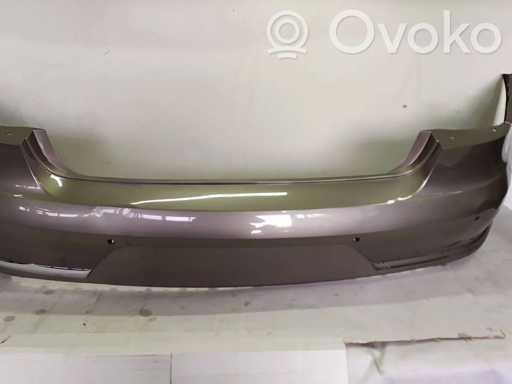 Volkswagen PASSAT B7 Parachoques 