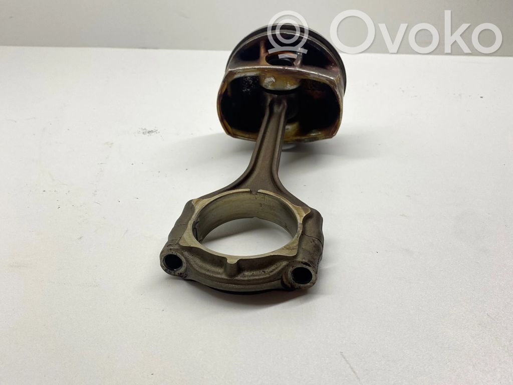 Chrysler Pacifica Piston with connecting rod 