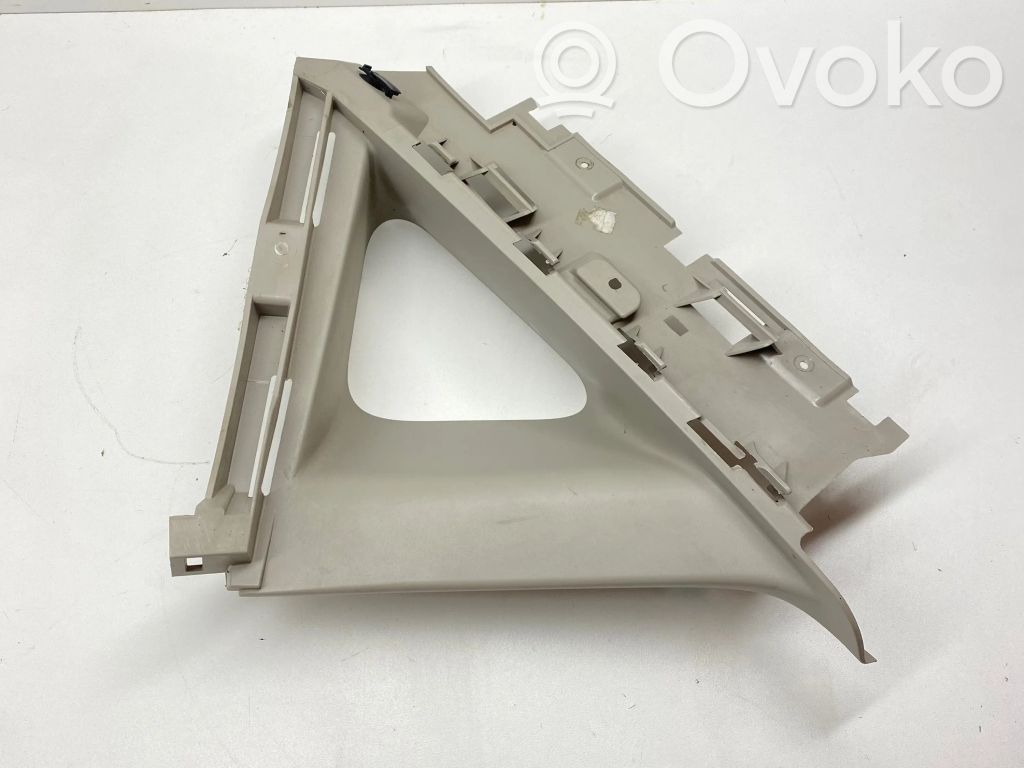 Chrysler Pacifica (A) pillar trim 