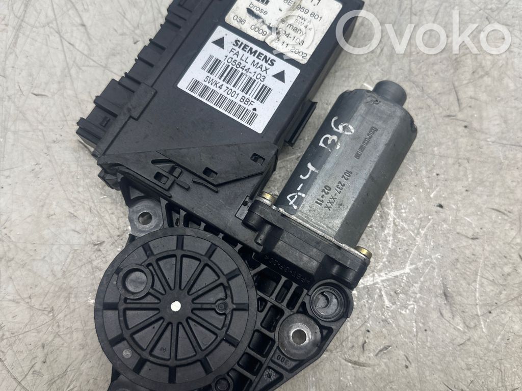 Audi A4 S4 B7 8E 8H Motorino alzacristalli della portiera anteriore 