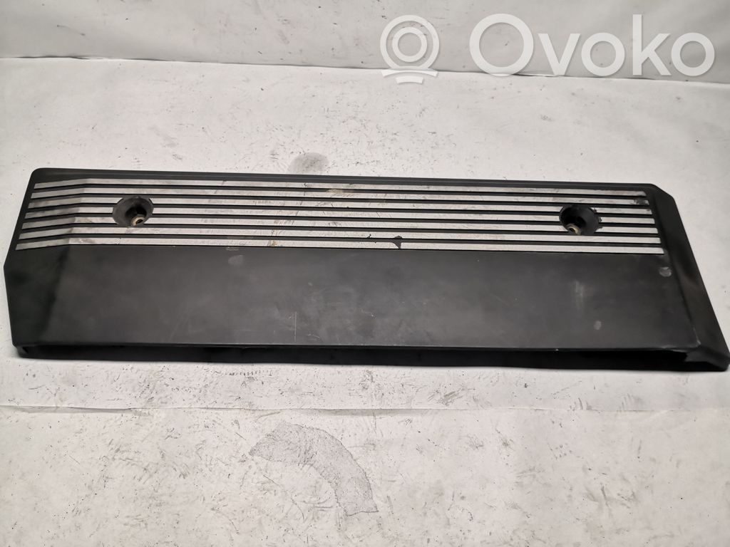 BMW 5 E39 Dzinēja pārsegs (dekoratīva apdare) 