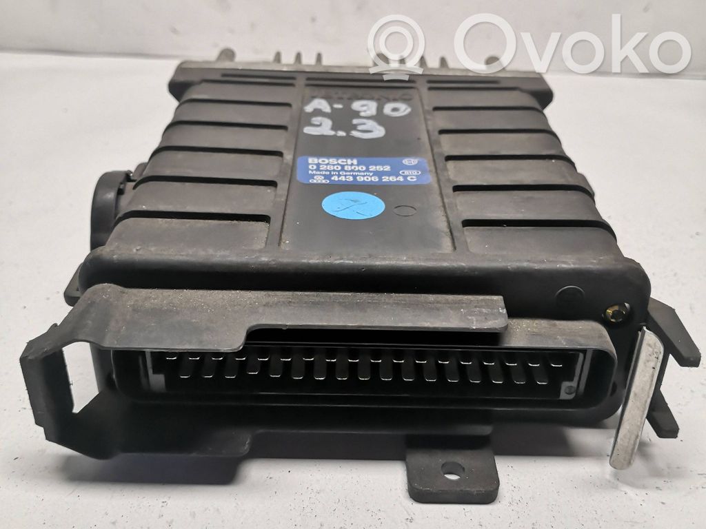Audi 100 200 5000 C3 Unidad de control/módulo del motor 