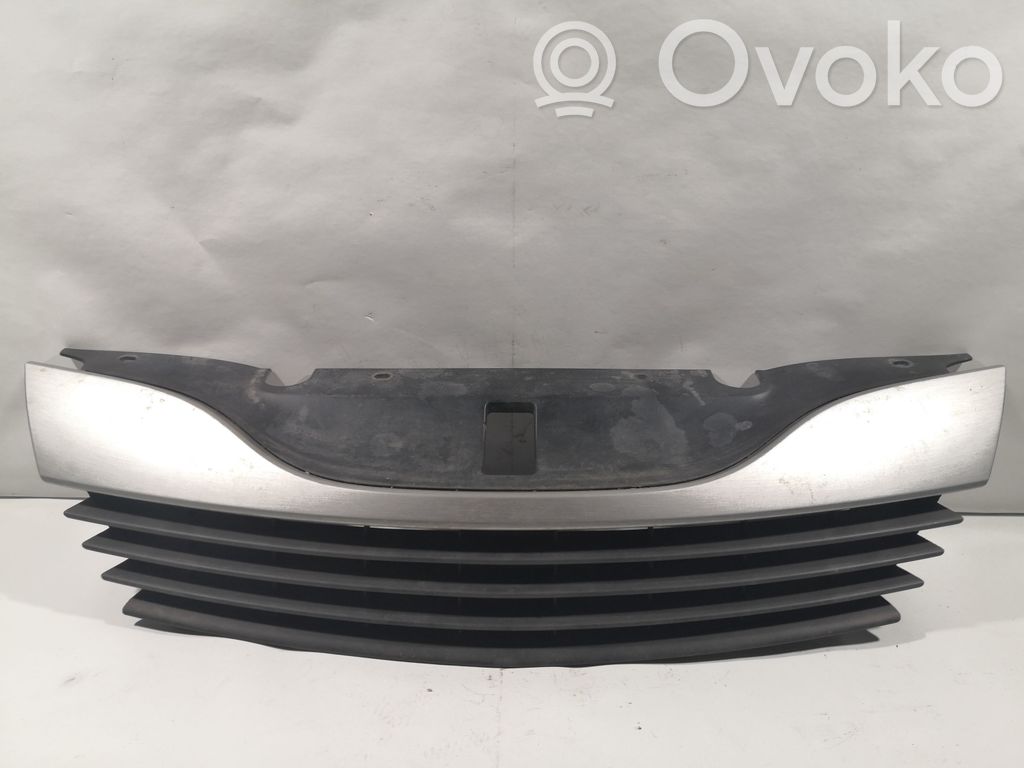 Renault Laguna II Front grill 