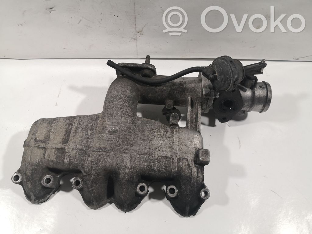 Volkswagen Golf IV Intake manifold 
