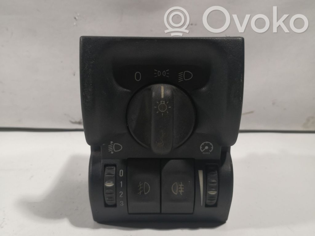 Opel Vectra B Light switch 
