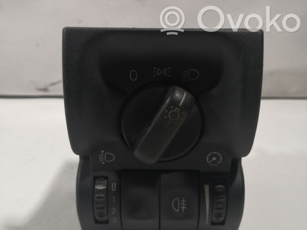 Opel Vectra B Light switch 