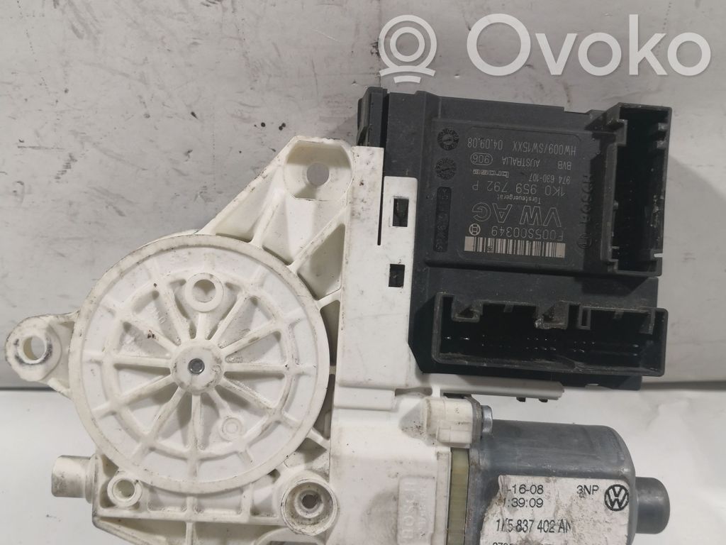 Silnik regulatora szyby drzwi przednich   1K5837402AN