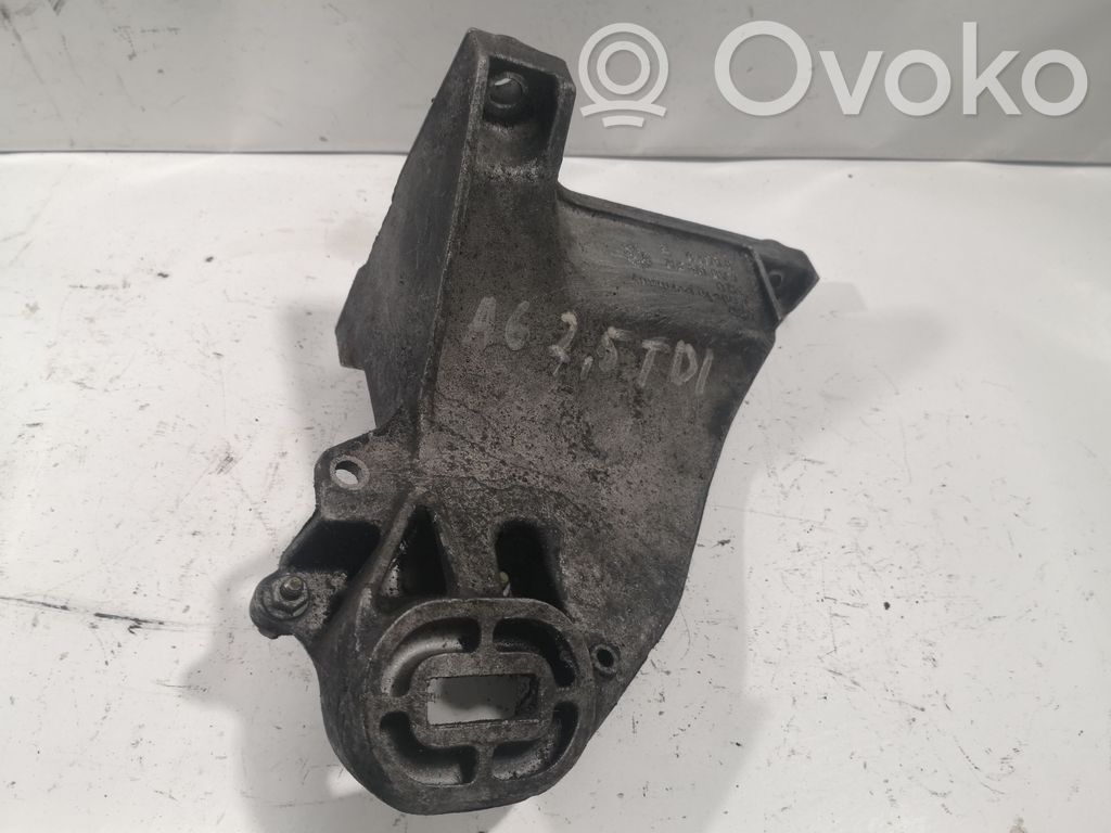 Audi A6 S6 C5 4B Engine mounting bracket 