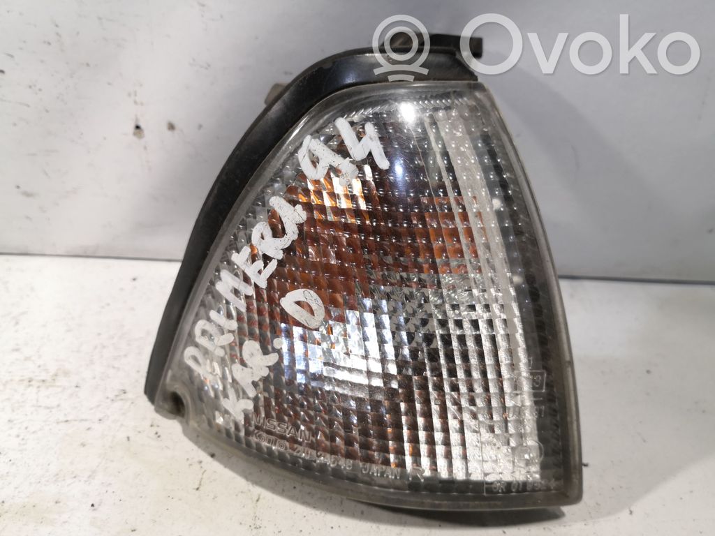 Nissan Primera Front indicator light 