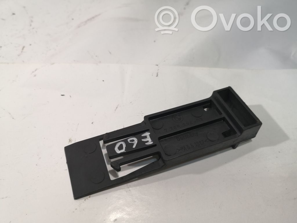 BMW 5 E60 E61 Radiator mount bracket 