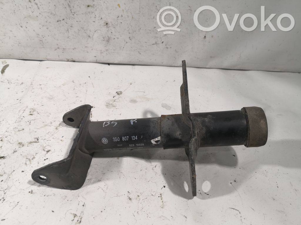 Volkswagen PASSAT B5 Front bumper mounting bracket 
