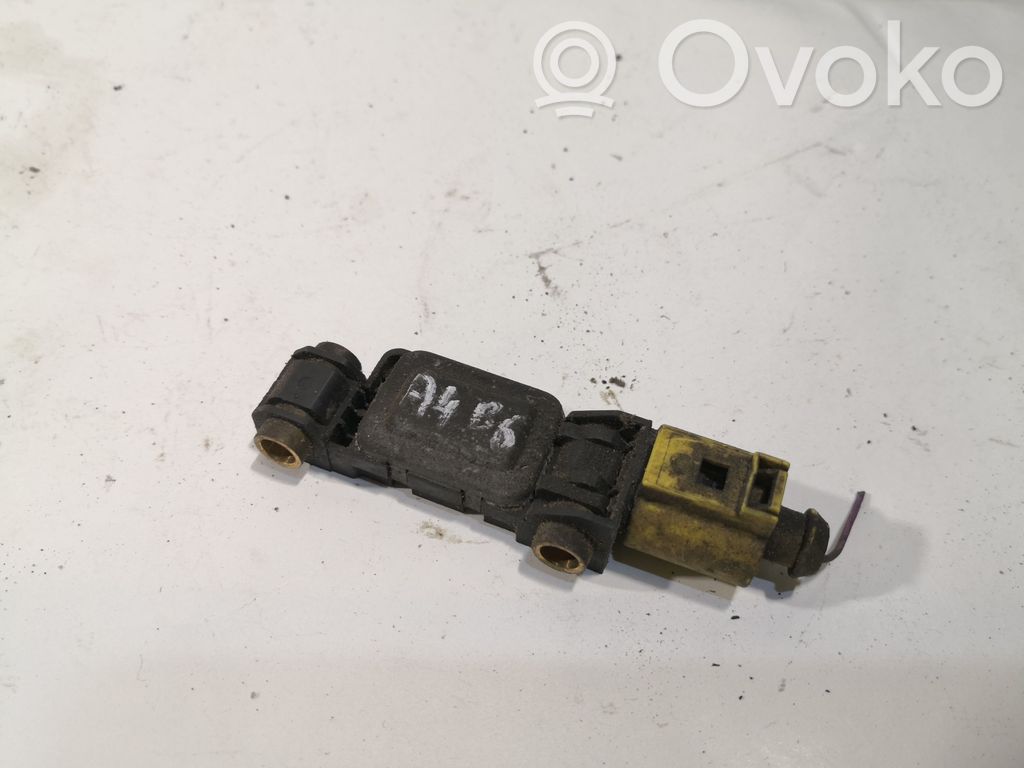 Audi A4 S4 B6 8E 8H Airbagsensor Crashsensor Drucksensor 