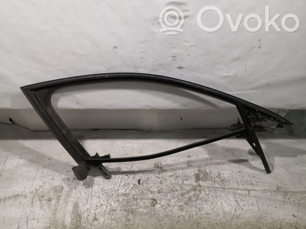 Audi A8 S8 D3 4E Etuoven ikkunalasin kehys, coupe 