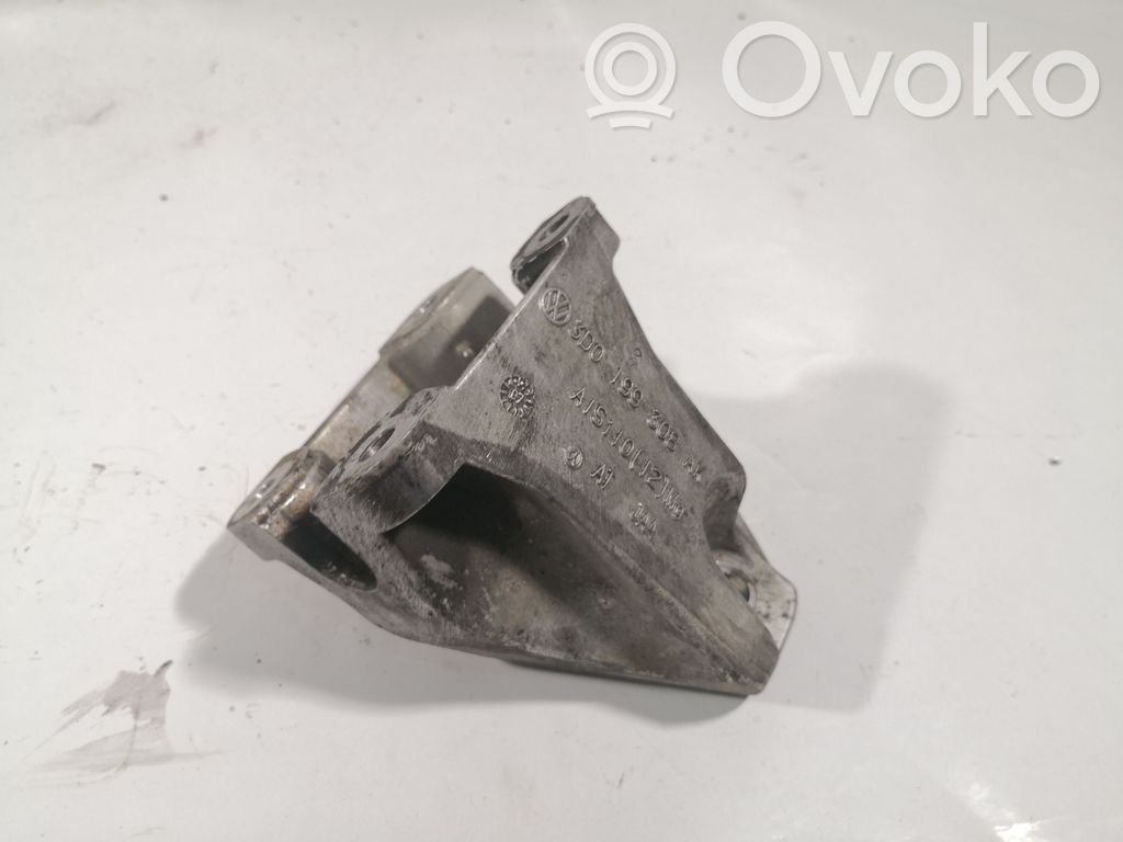 Volkswagen Phaeton Engine mounting bracket 