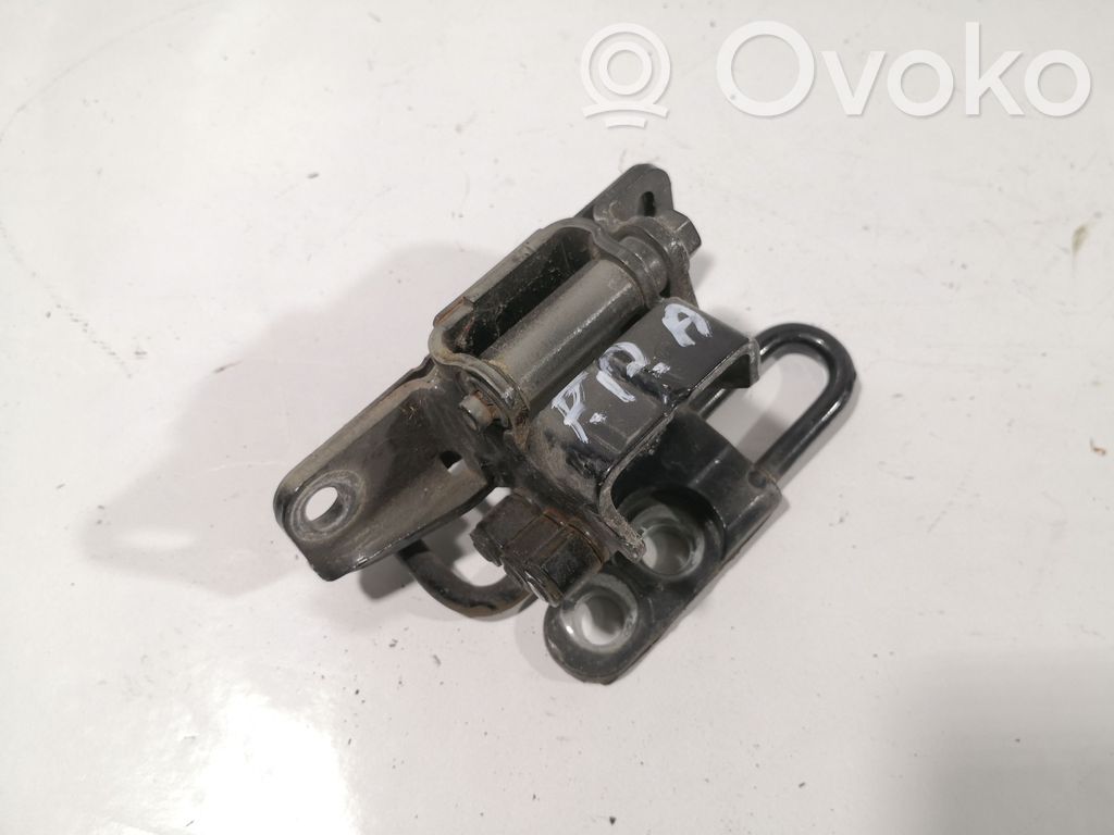 Volkswagen Phaeton Front door lower hinge 