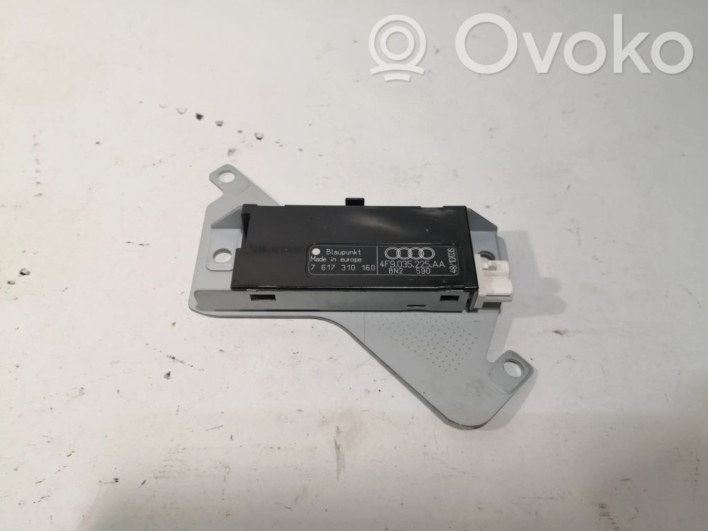 Audi A6 S6 C6 4F Antenos stiprintuvas 