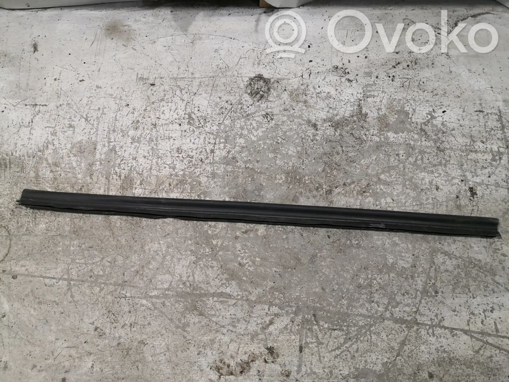Audi A4 S4 B8 8K Engine compartment rubber 