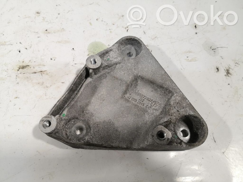 Opel Mokka X A/C compressor mount bracket 