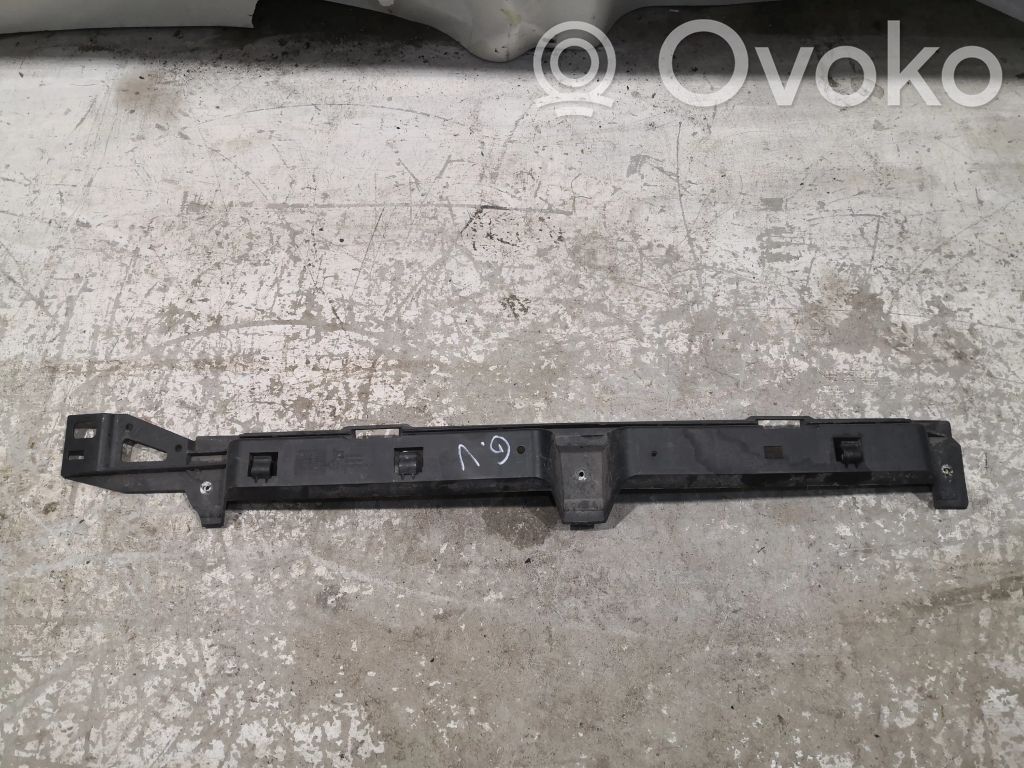 Opel Astra H Soporte de montaje del parachoques trasero 