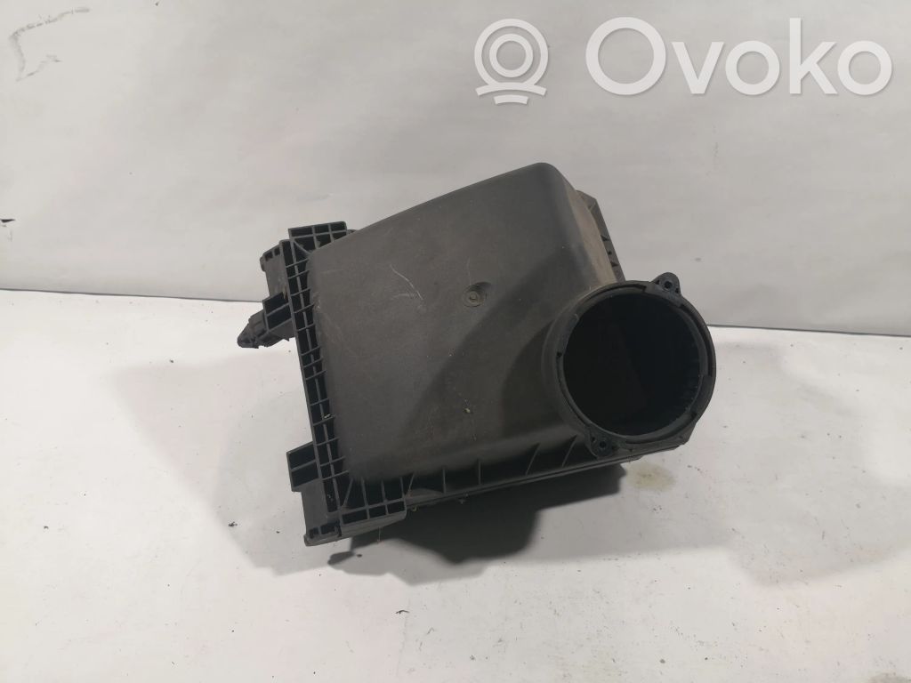 Audi A4 S4 B7 8E 8H Air filter box 