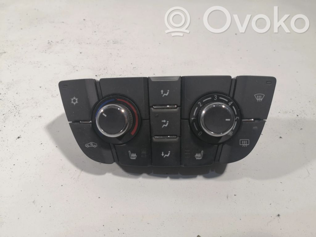 Opel Astra J Climate control unit 