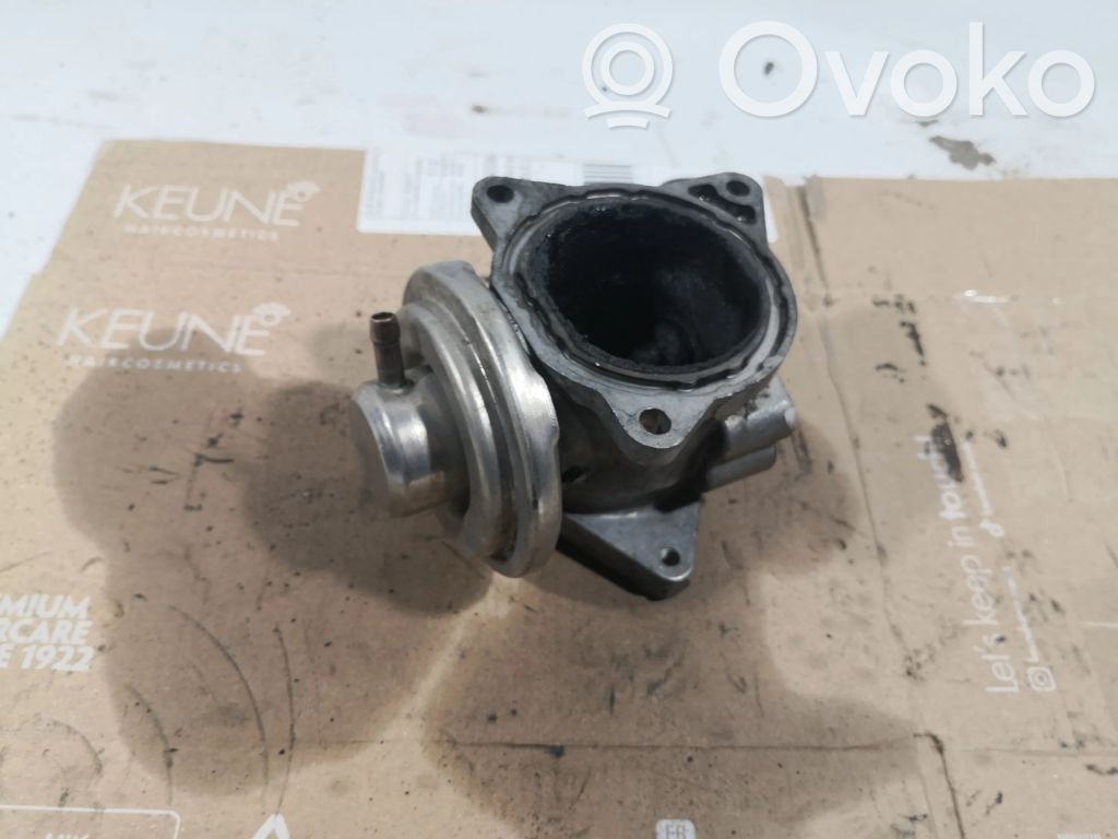 Volkswagen PASSAT B6 EGR vožtuvas 