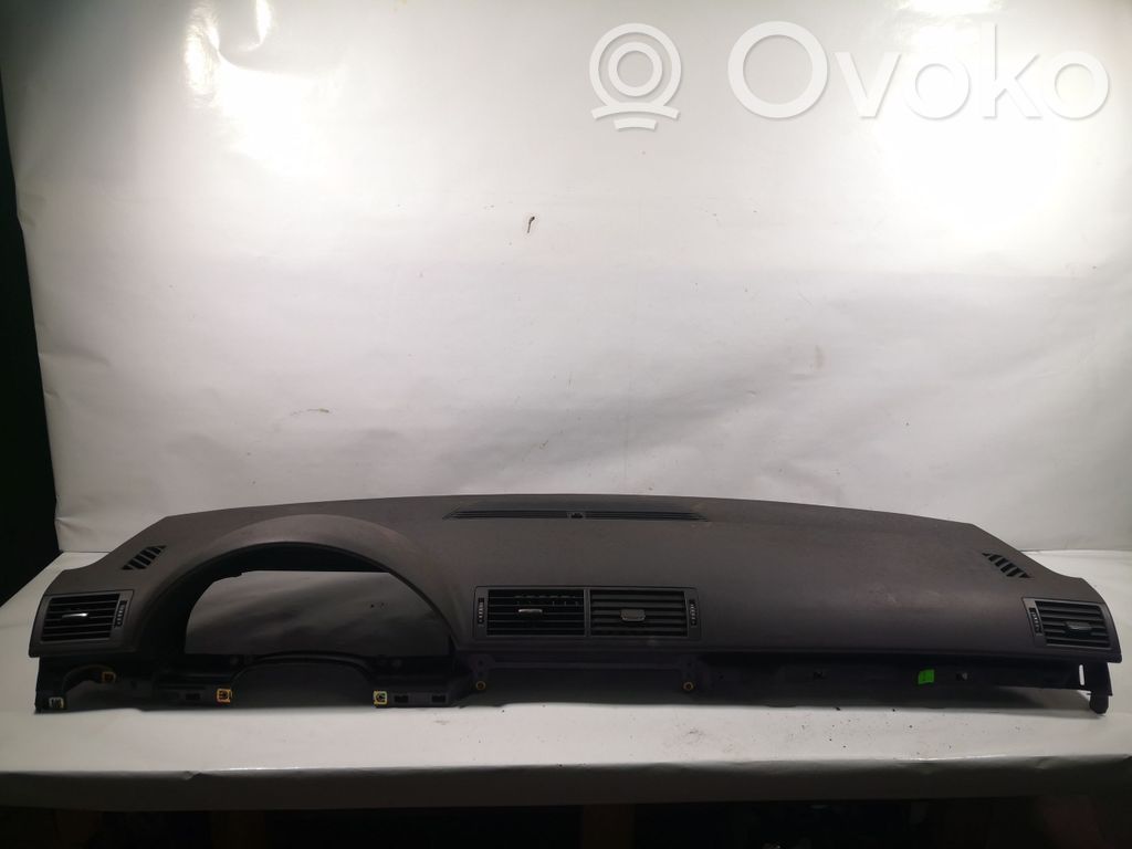 Audi A4 S4 B6 8E 8H Panelis 