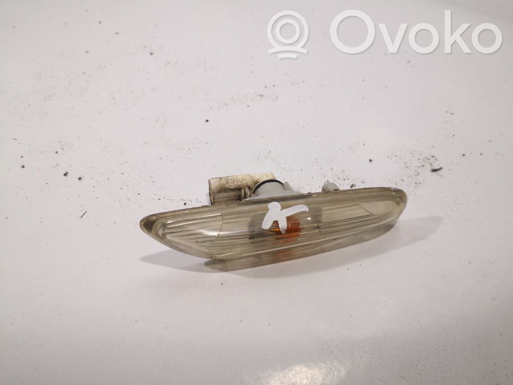 BMW 3 E90 E91 Sparno posūkio žibintas 