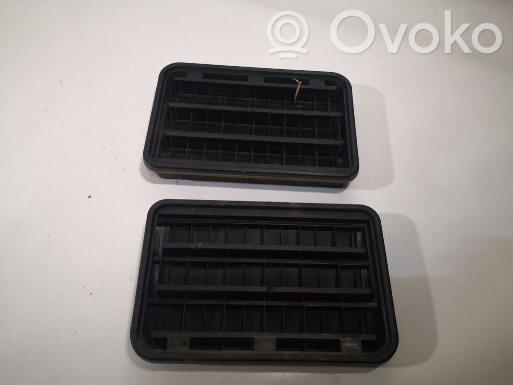 BMW 3 E90 E91 Trunk grilles 
