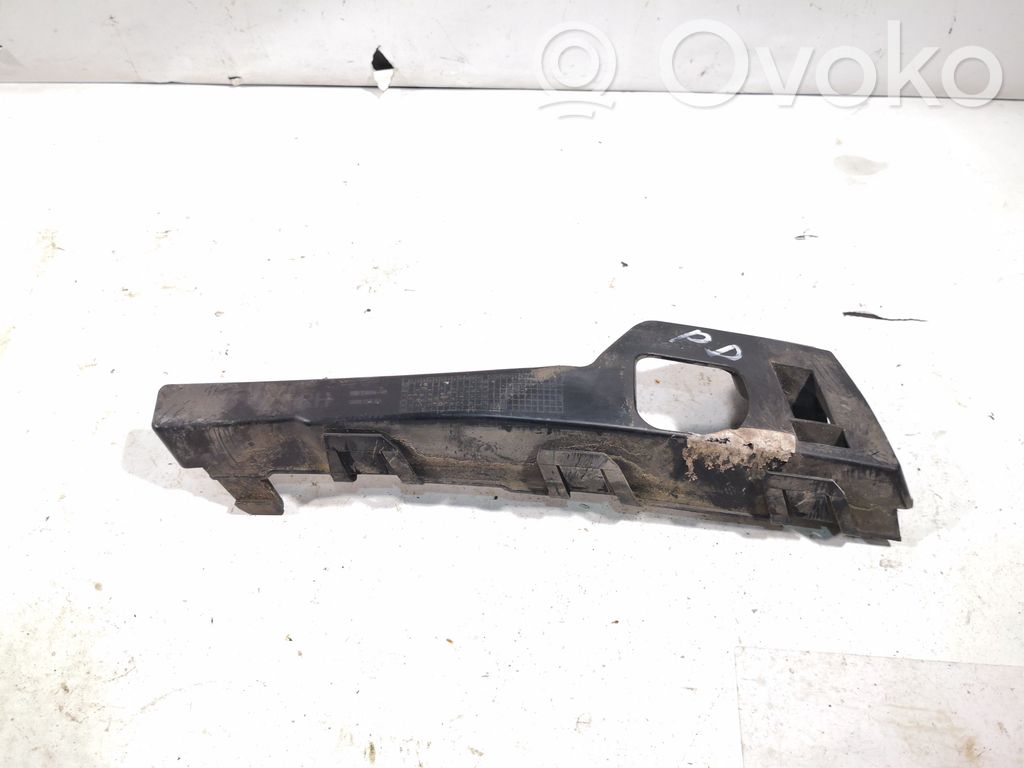 Ford Focus Front bumper mounting bracket 