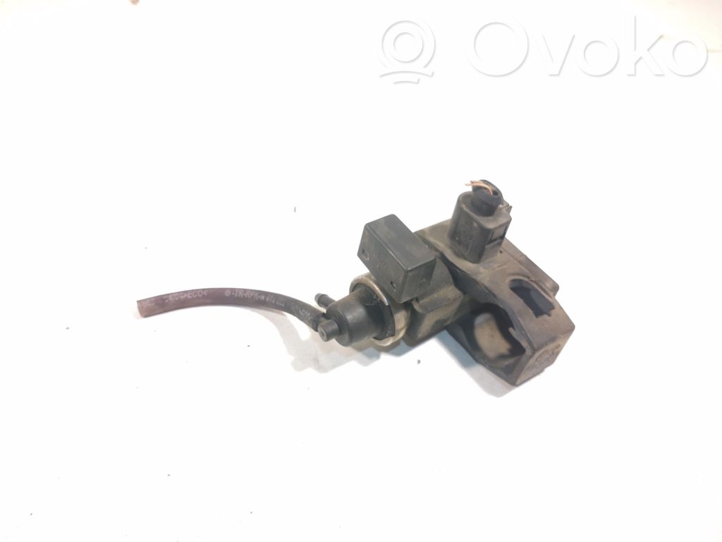 Volkswagen PASSAT B5.5 Turbolader Druckwandler Magnetventil 