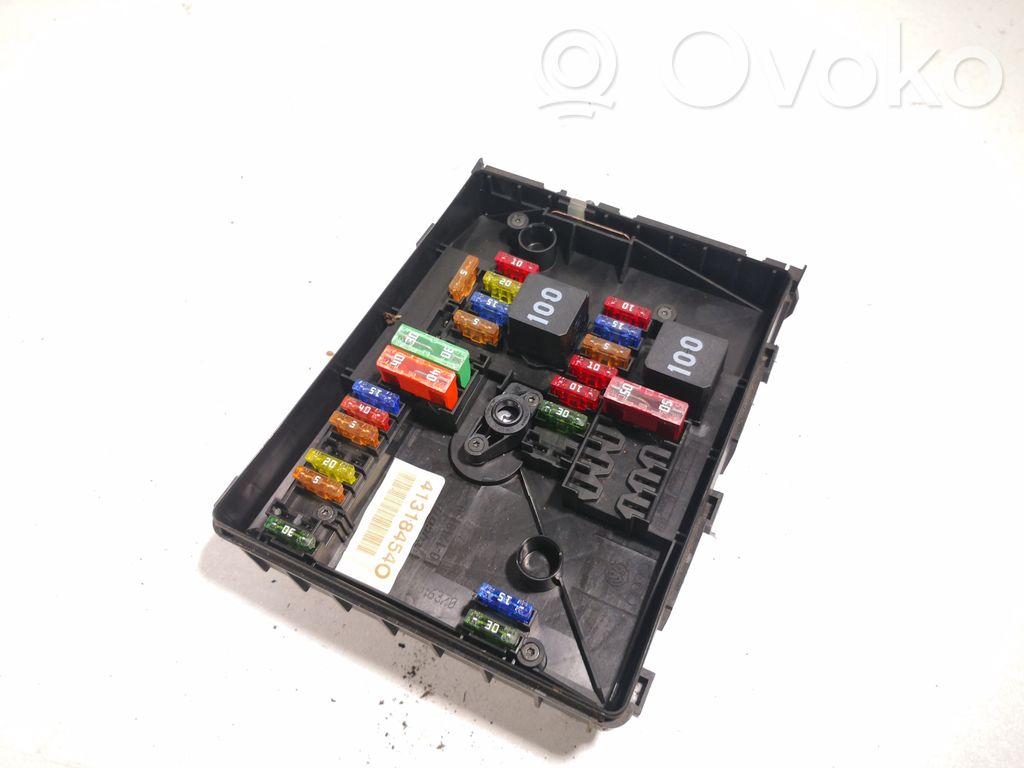 Volkswagen Golf Plus Fuse module 