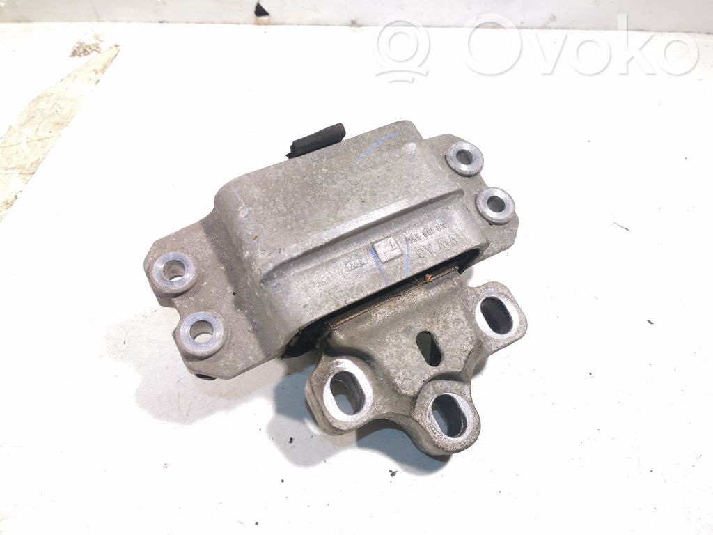 Volkswagen Golf V Gearbox mount 