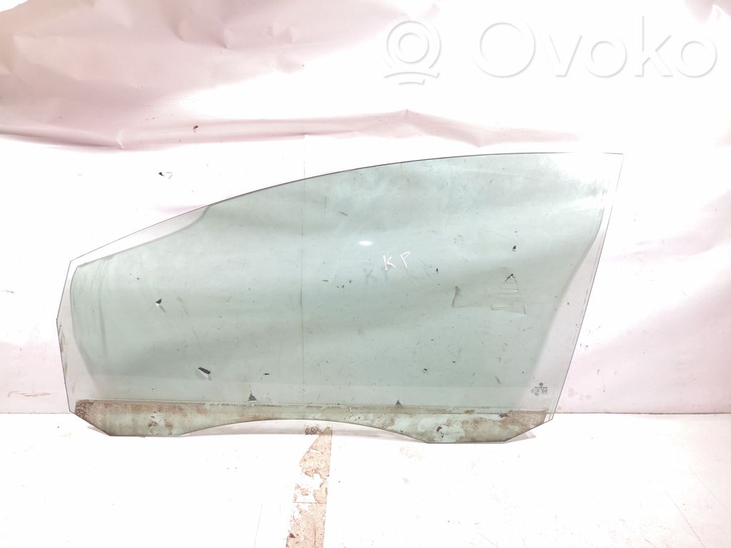 Volkswagen Golf Plus Front door window glass four-door 