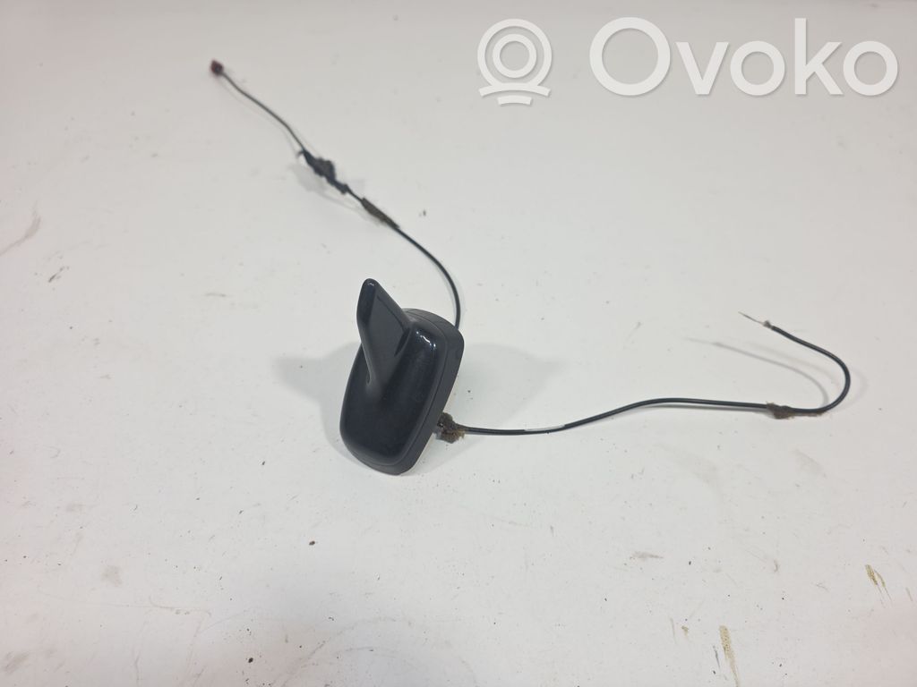 Audi A8 S8 D3 4E Aerial GPS antenna 
