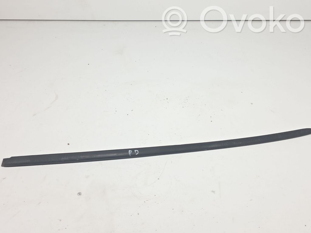 Audi A8 S8 D3 4E Moldura del parabrisas 
