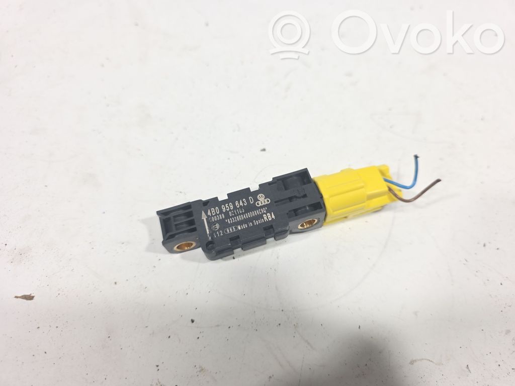 Czujnik uderzenia Airbag   4B0959643D,021105,200389