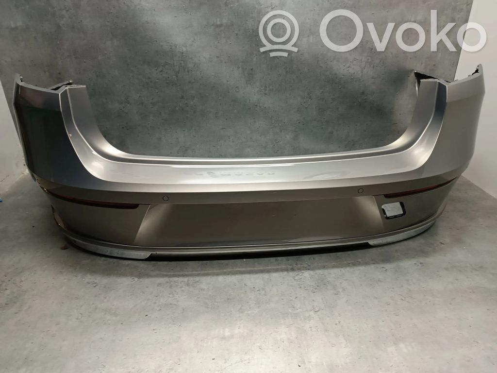 BMW 7 G70 Parachoques 