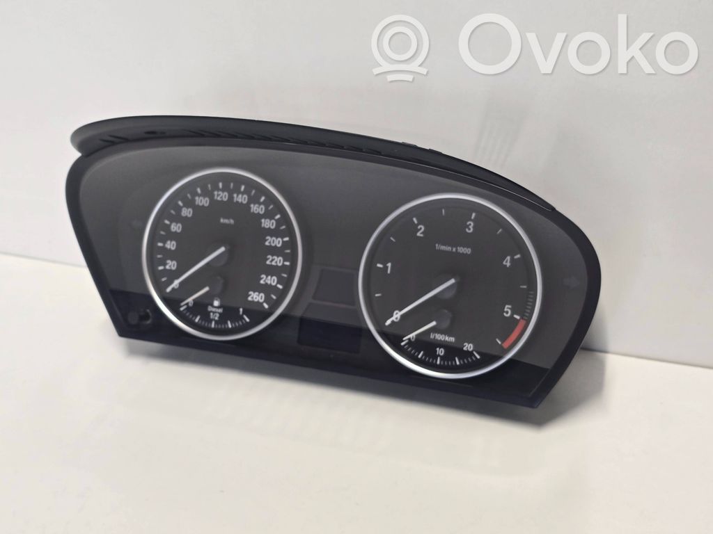 BMW 5 E60 E61 Nopeusmittari (mittaristo) 