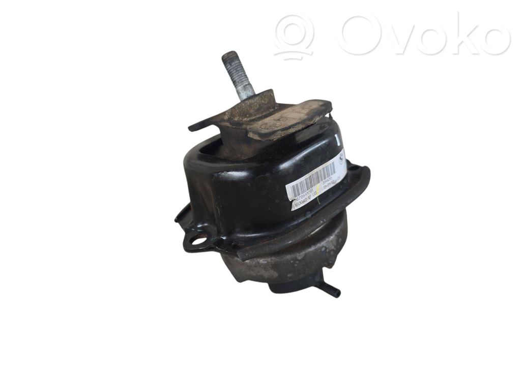 BMW X5 E70 Engine mount bracket 