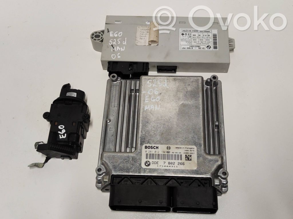 BMW 5 E60 E61 Engine control unit/module 