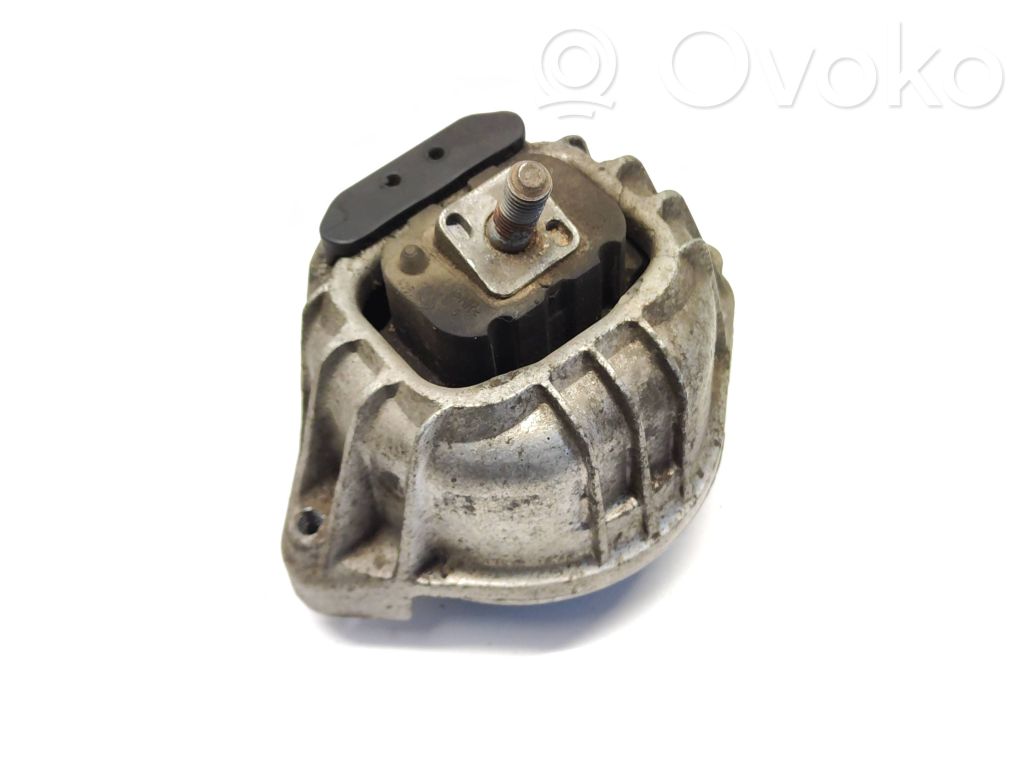 Engine mount bracket   13981112