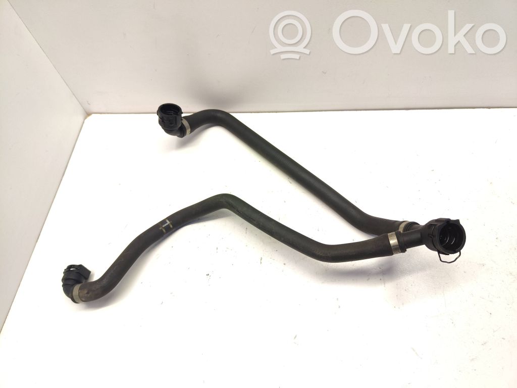 BMW 3 E90 E91 Engine coolant pipe/hose 