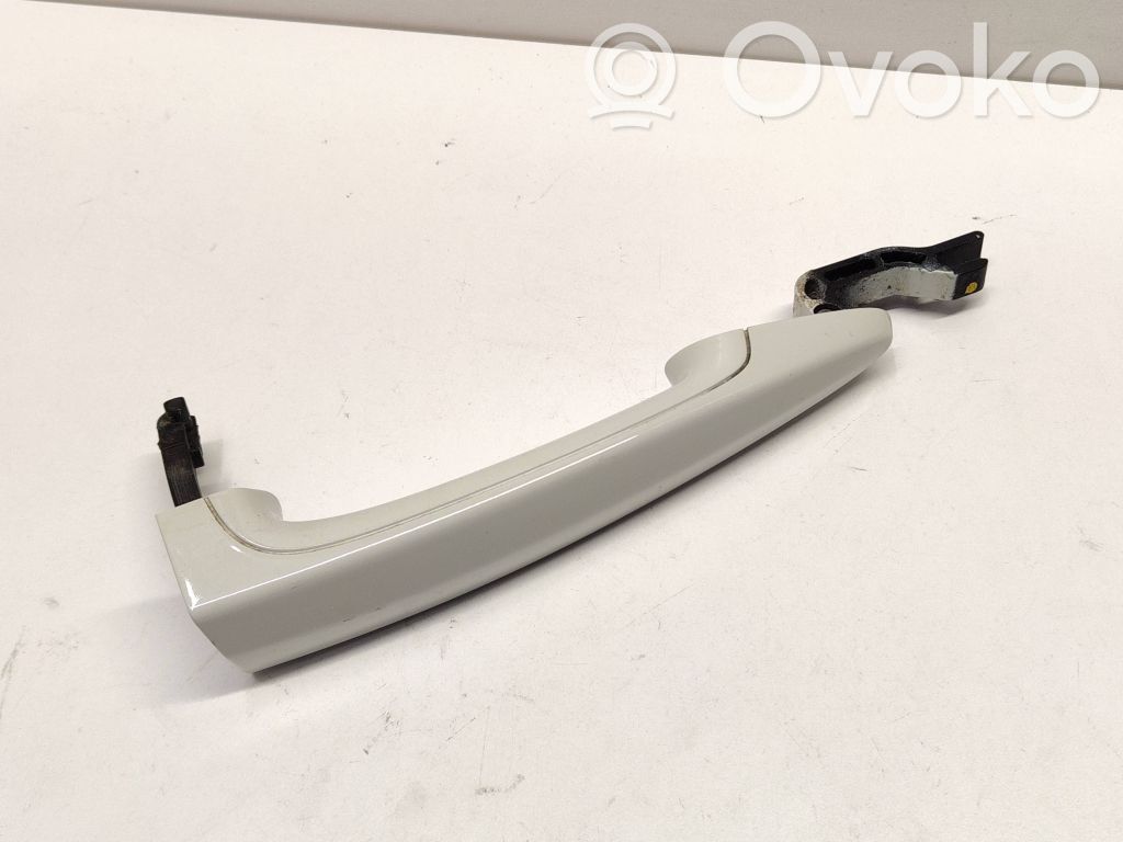 BMW 3 E90 E91 Takaoven ulkokahva 