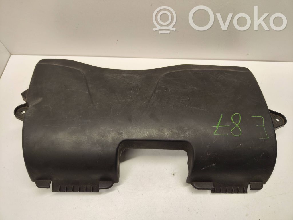 BMW 1 E81 E87 Oro paėmimo kanalo detalė (-ės) 