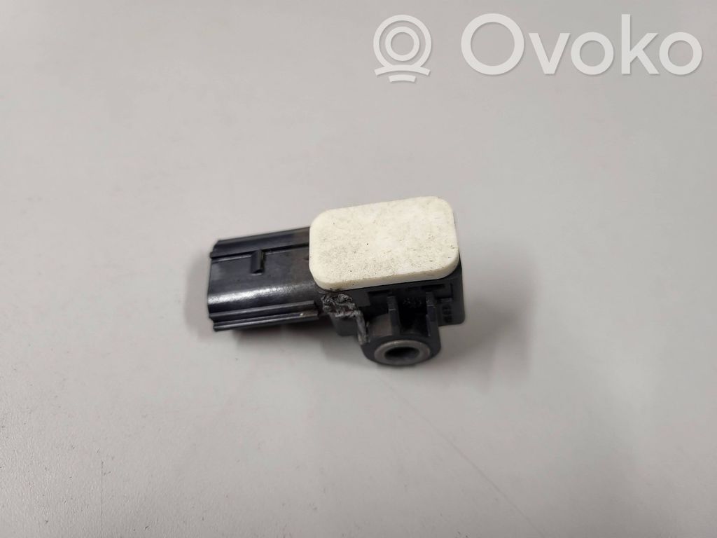 Subaru Outback (BS) Airbag deployment crash/impact sensor 