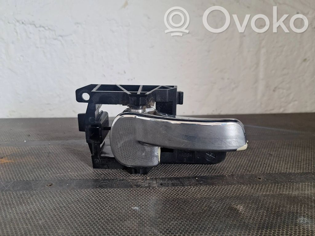 Nissan Qashqai+2 Rączka wewnętrzna drzwi tylnych samochodów dostawczych 