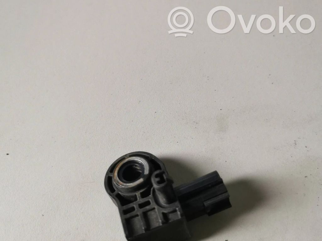 Volvo V40 Airbag deployment crash/impact sensor 